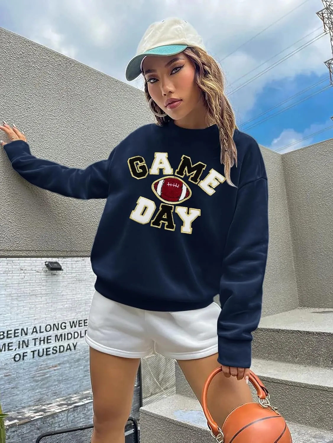 FLOYU Women Sunday Funday Sweatshirt Cute Football Graphic Pullover Game Day Weekend Tops Casual Football Season Shirt