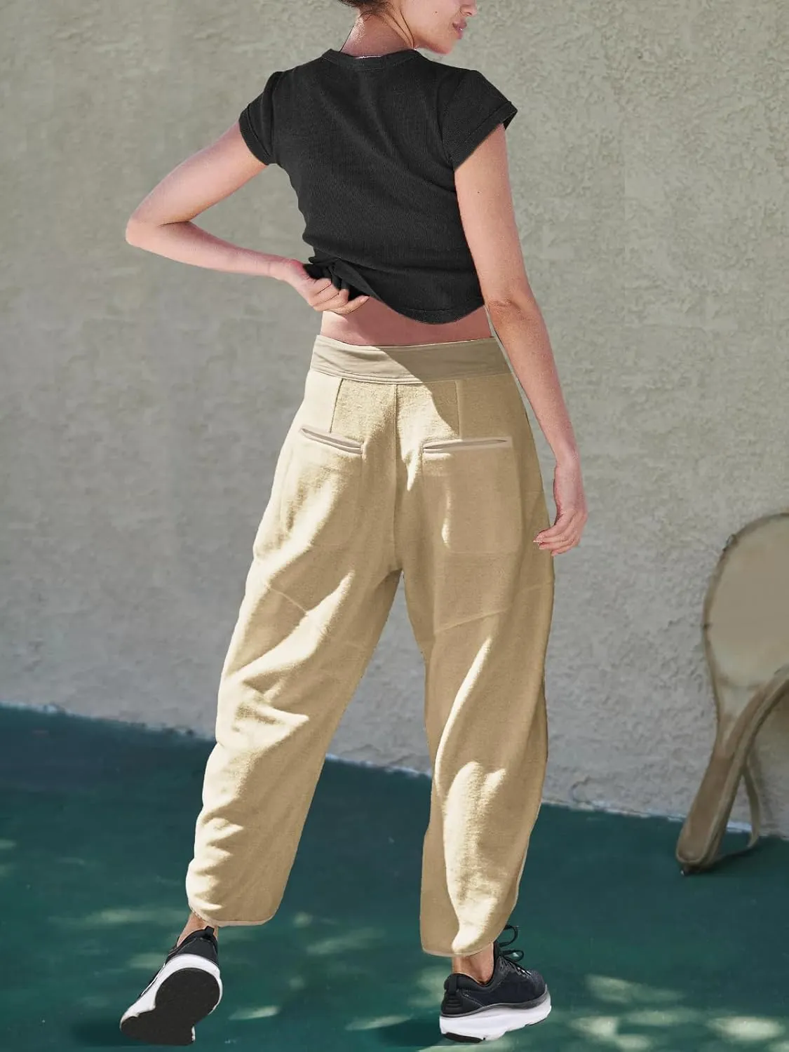 LAMISSCHE Oversized Barrel Lounge Pants Women Wide Leg Sweatpants with Pockets Baggy Cropped Pants