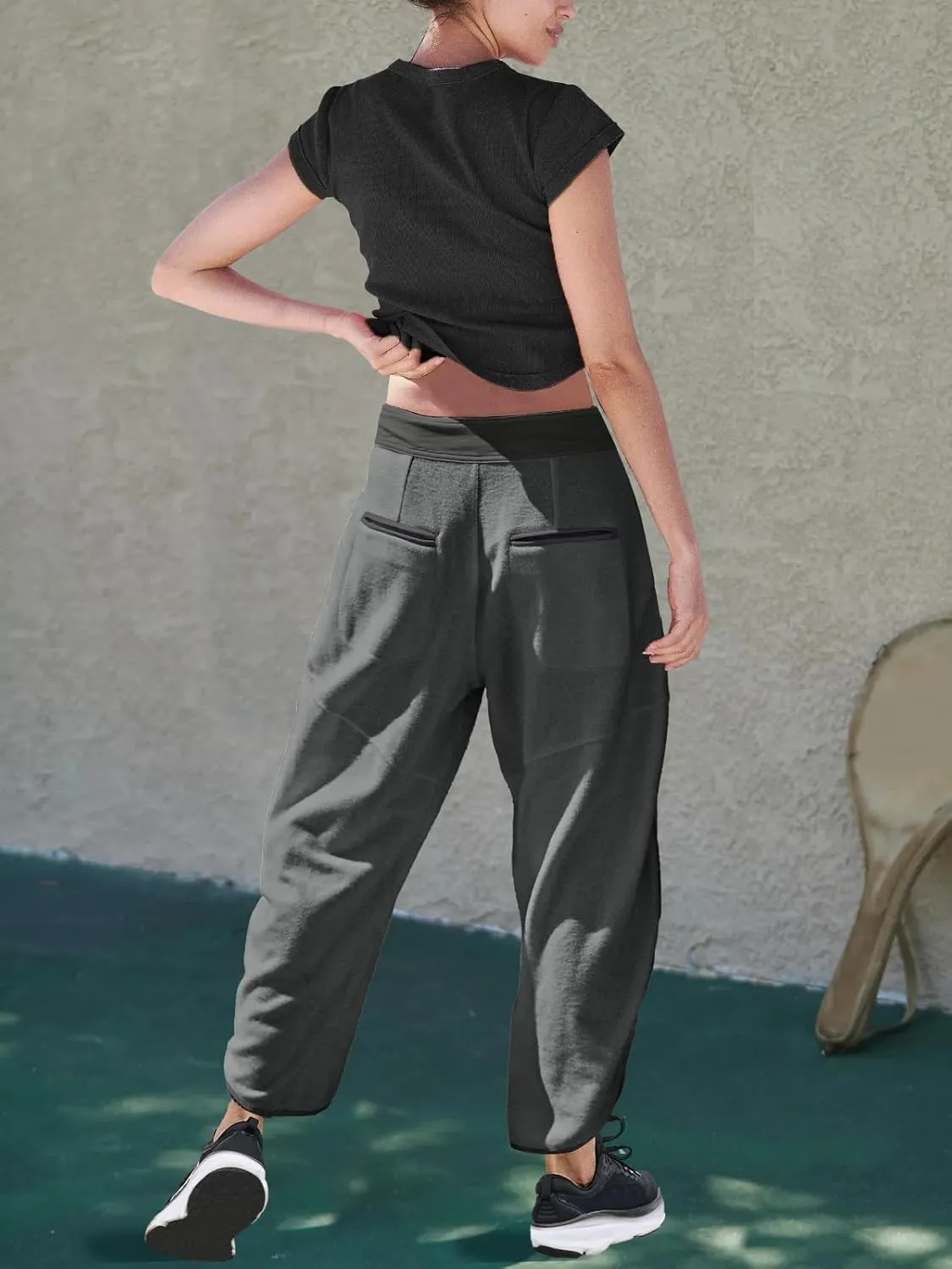 LAMISSCHE Oversized Barrel Lounge Pants Women Wide Leg Sweatpants with Pockets Baggy Cropped Pants