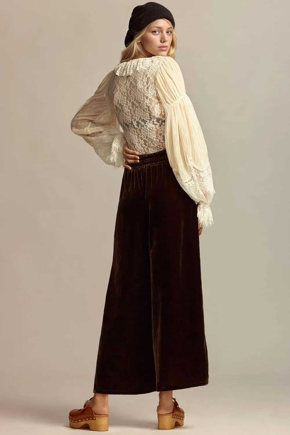 MISSACTIVER Women High Waisted Velvet Pants Loose Fit Wide Leg Lounge Pant Smocked Waist Trousers Palazzo Pants with Pockets