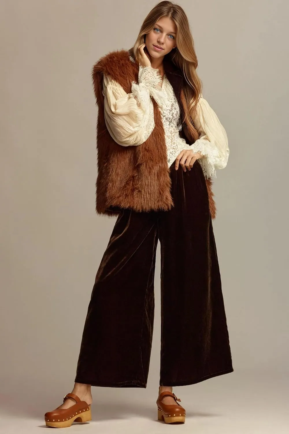 MISSACTIVER Women High Waisted Velvet Pants Loose Fit Wide Leg Lounge Pant Smocked Waist Trousers Palazzo Pants with Pockets