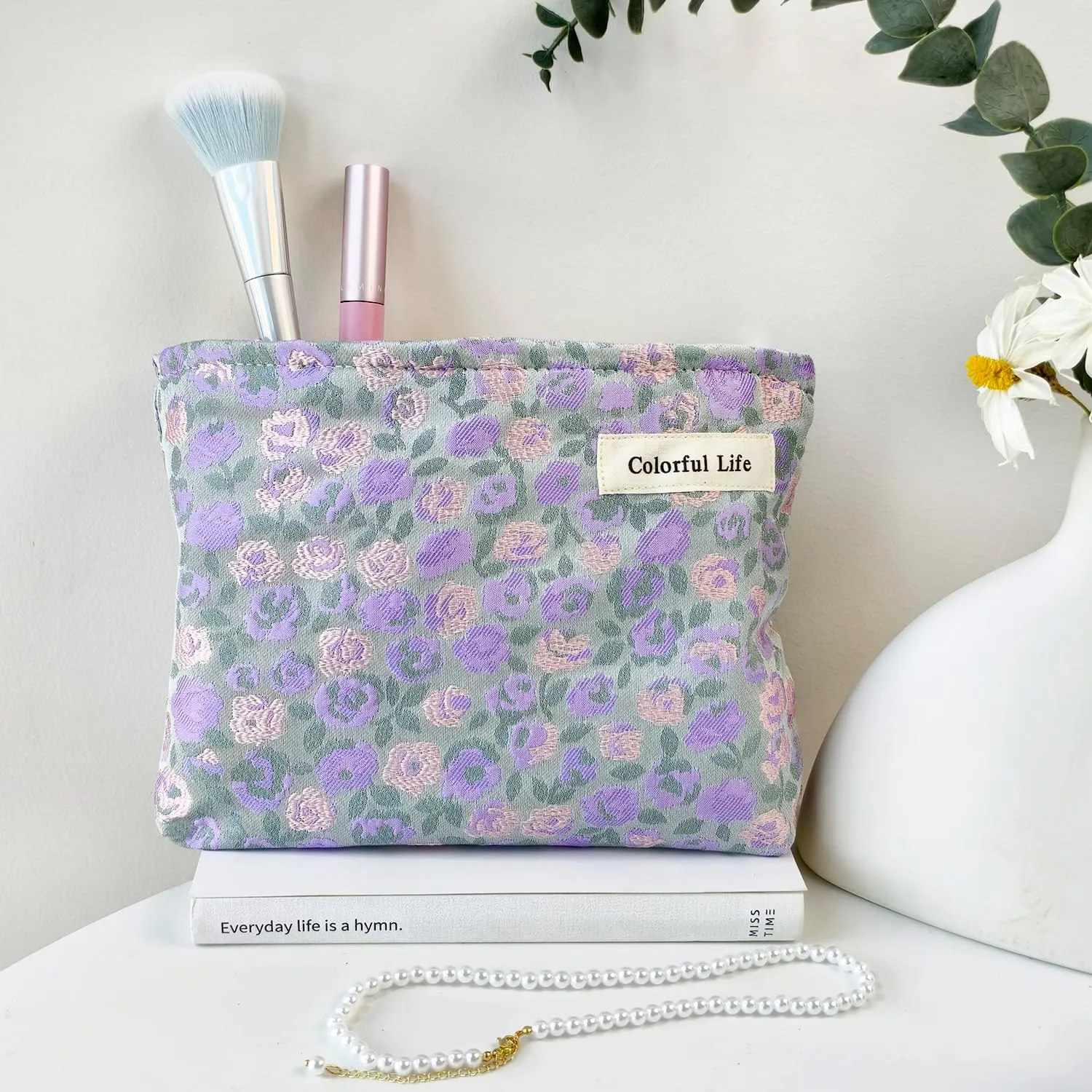 STARDW Aesthetic Floral Makeup Bag Cute Small Cosmetic Bags for Women Girls, Travel Toiletry Bag Large Capacity Zipper Makeup Pouch, Purse Organizer Pouches