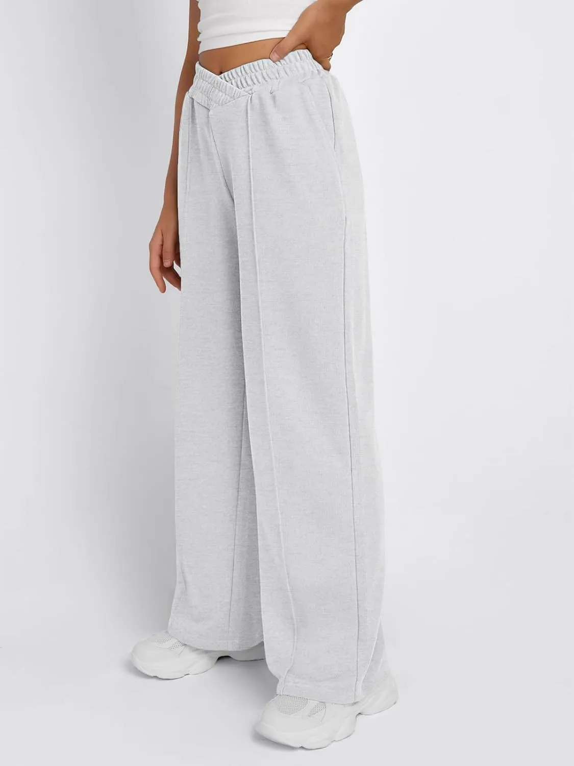 Trendy Queen Wide Leg Sweatpants Women Fashion High Waisted Baggy Flared Pants Athletic Joggers with Pockets 2025