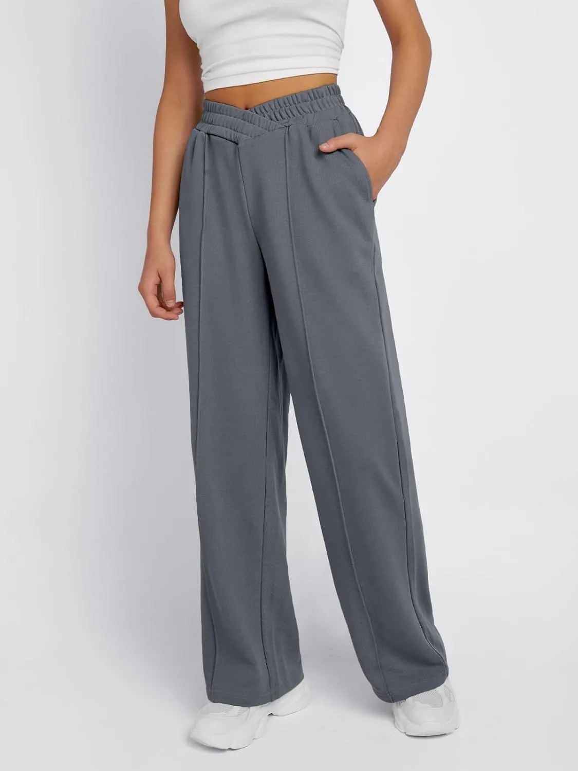 Trendy Queen Wide Leg Sweatpants Women Fashion High Waisted Baggy Flared Pants Athletic Joggers with Pockets 2025
