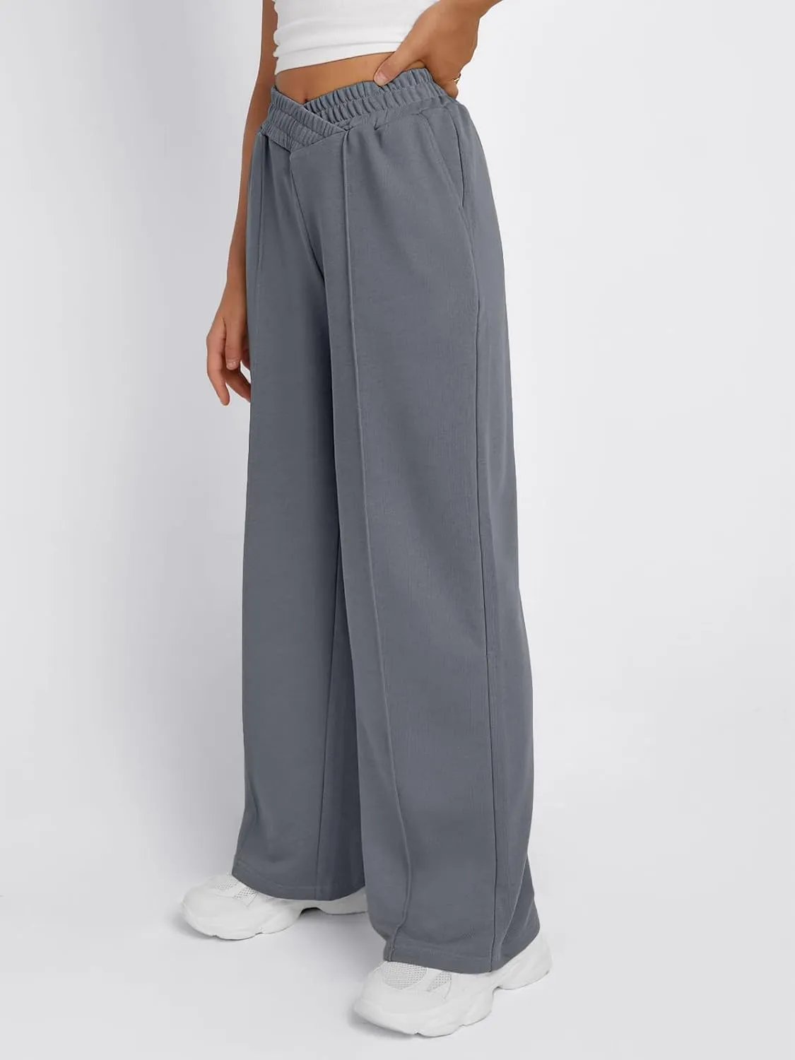 Trendy Queen Wide Leg Sweatpants Women Fashion High Waisted Baggy Flared Pants Athletic Joggers with Pockets 2025