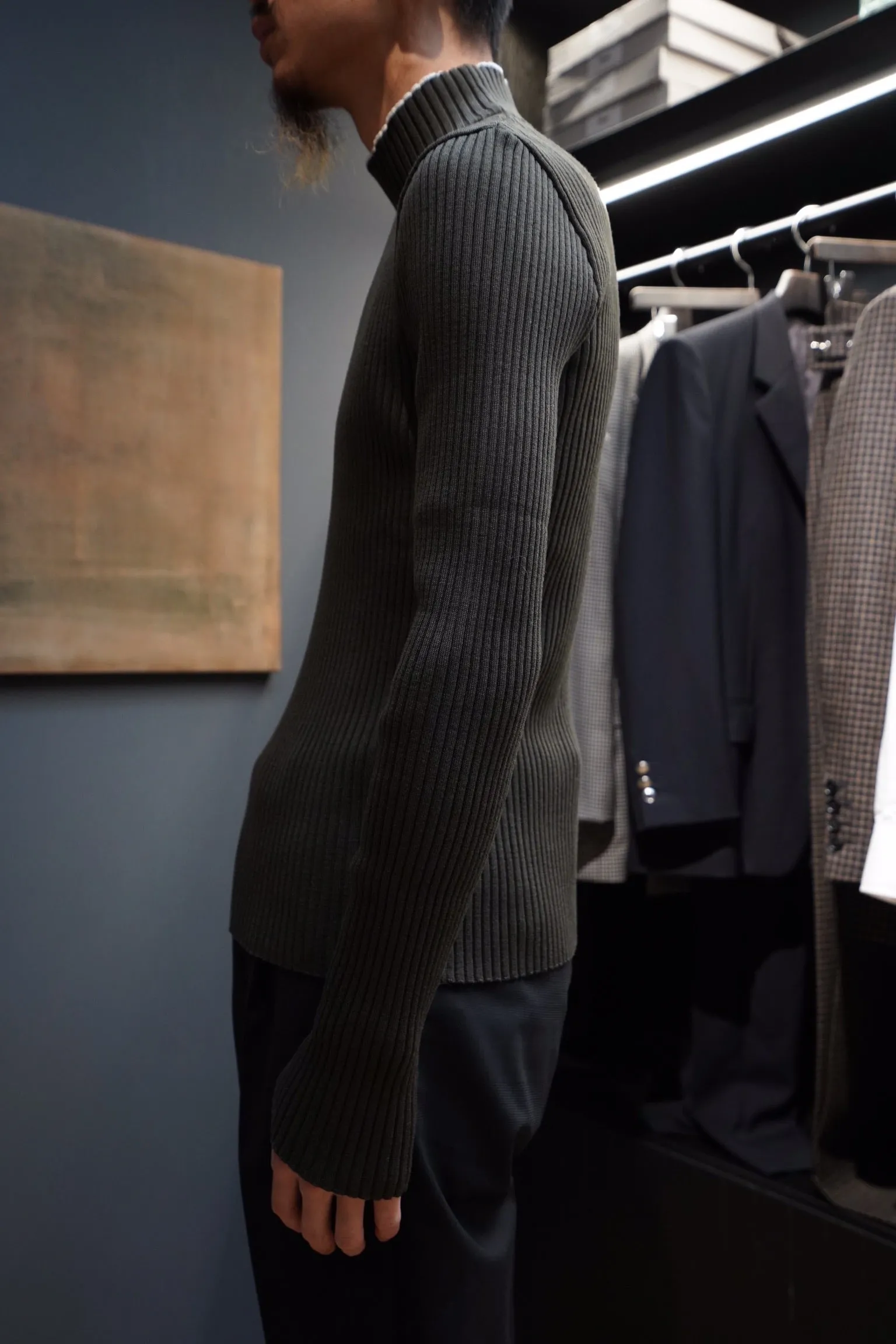 UNIFORME FUNNEL NECK MERINO WOOL SWEATER