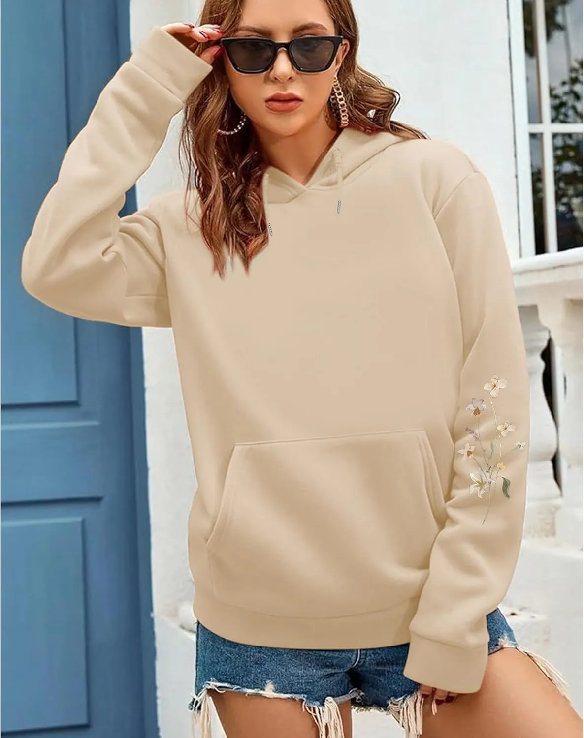 Women's Floral Printed Hoodies Vintage Aesthetic Flower Graphic Sweatshirt Cute Boho Fleece Thermal Hoodie Pullover