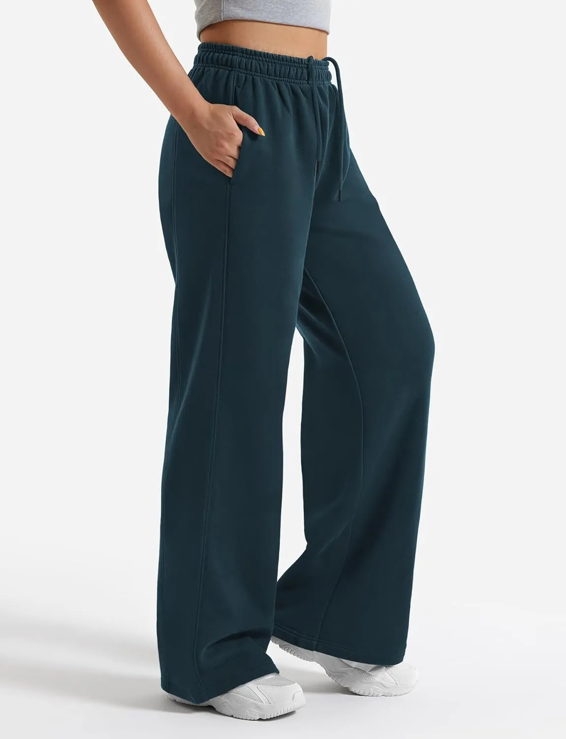 YEOREO Women's Wide Leg Sweatpants Drawstring Baggy Sweatpants Penny Fleece Lined Lounge Pants with Pockets